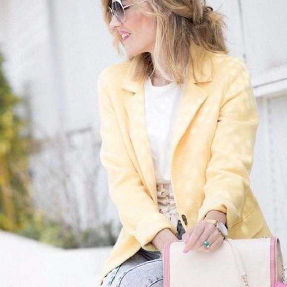 Zara Buttoned Wool Coat - Picture 6 of 10